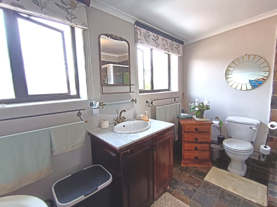 7 Bedroom Property for Sale in Walmer Eastern Cape
